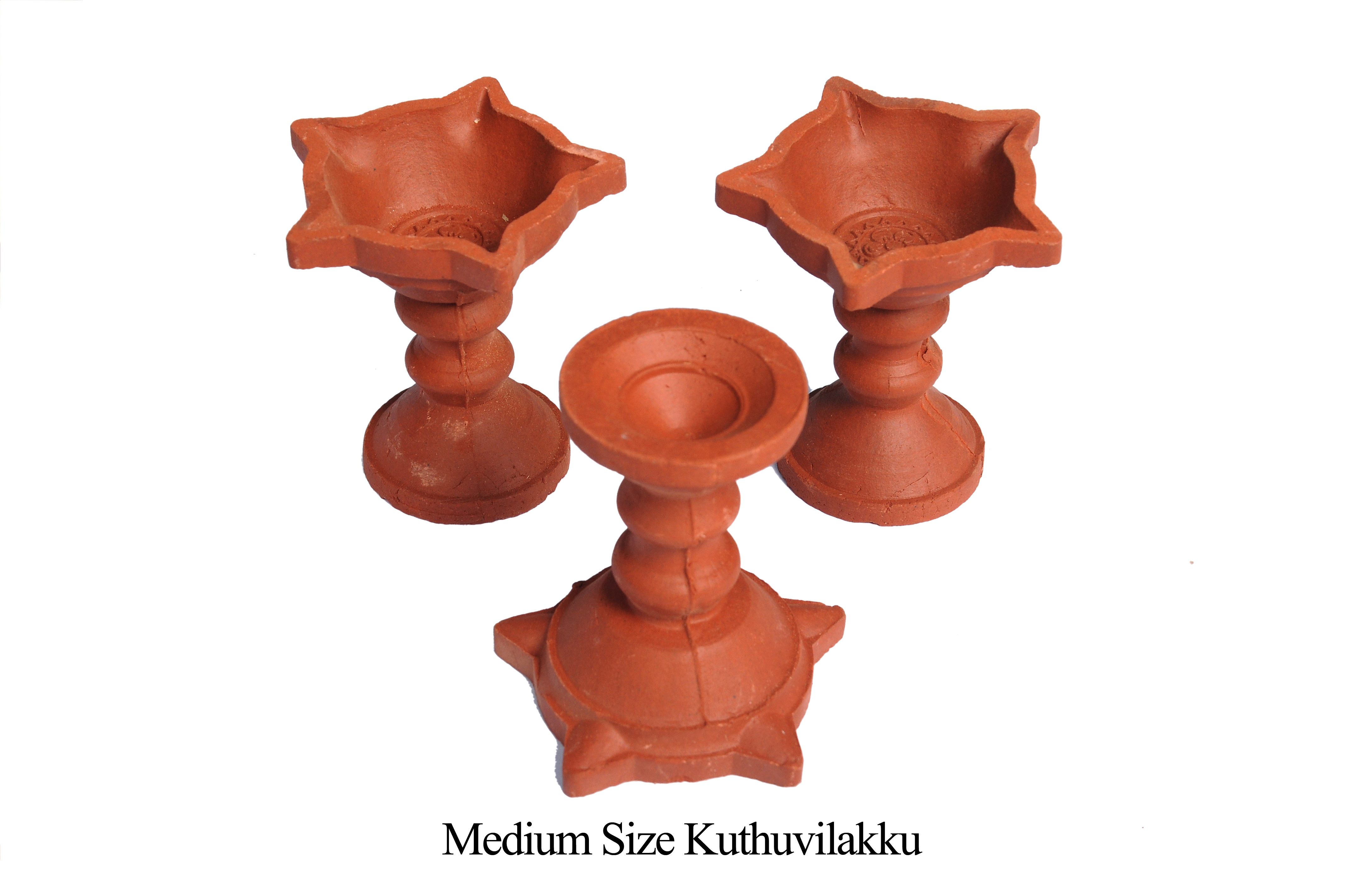 MEDIUM SIZE KUTHUVILAKKU